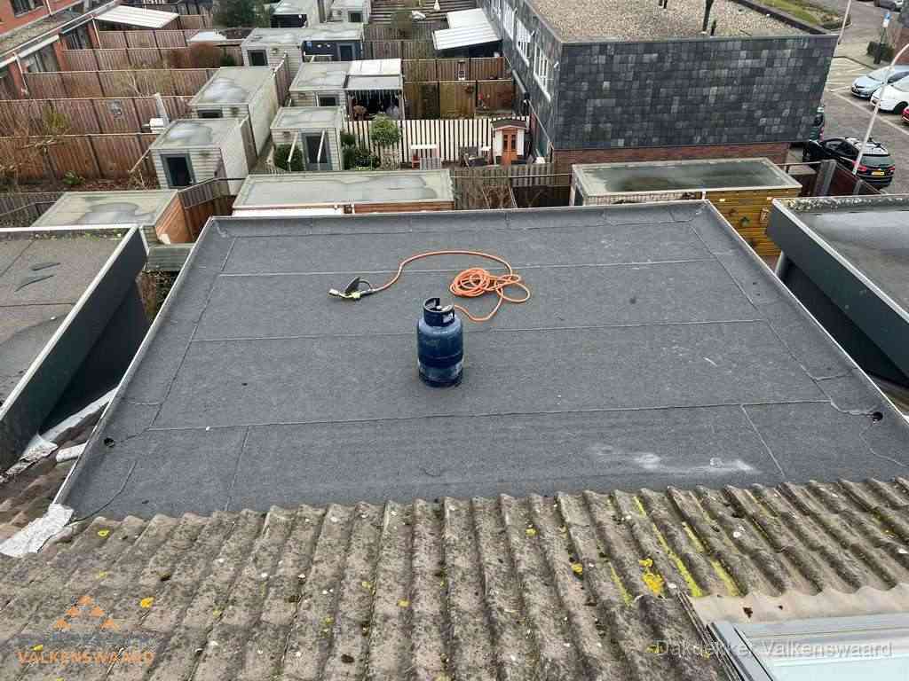 Dakreparatie plat dak met bitumen in Valkenswaard